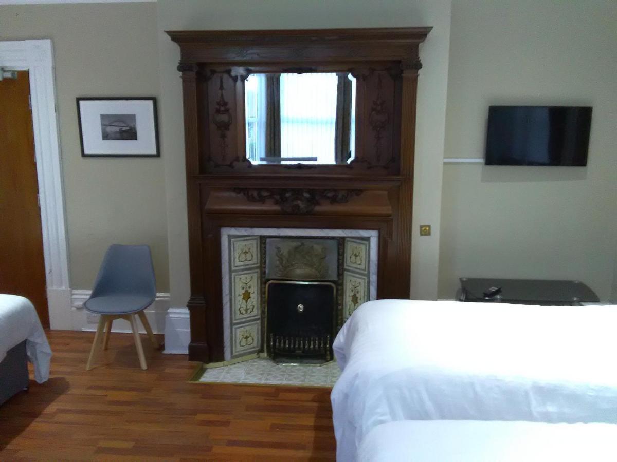 Clifton Hotel Newcastle エクステリア 写真