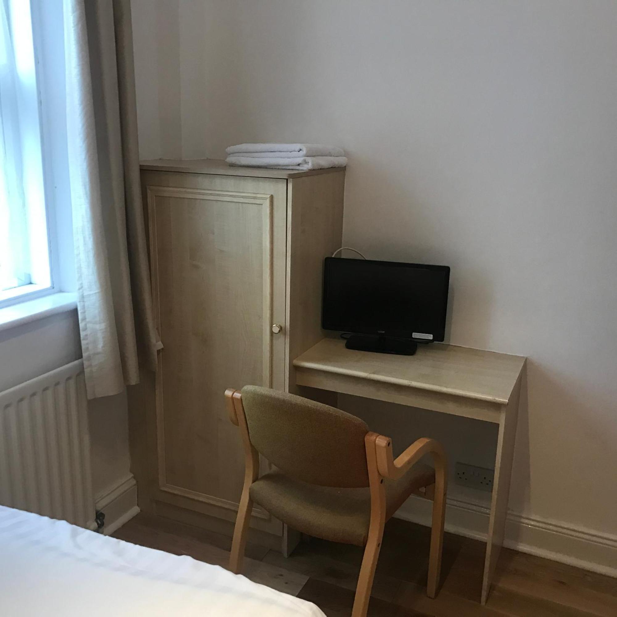 Clifton Hotel Newcastle 部屋 写真