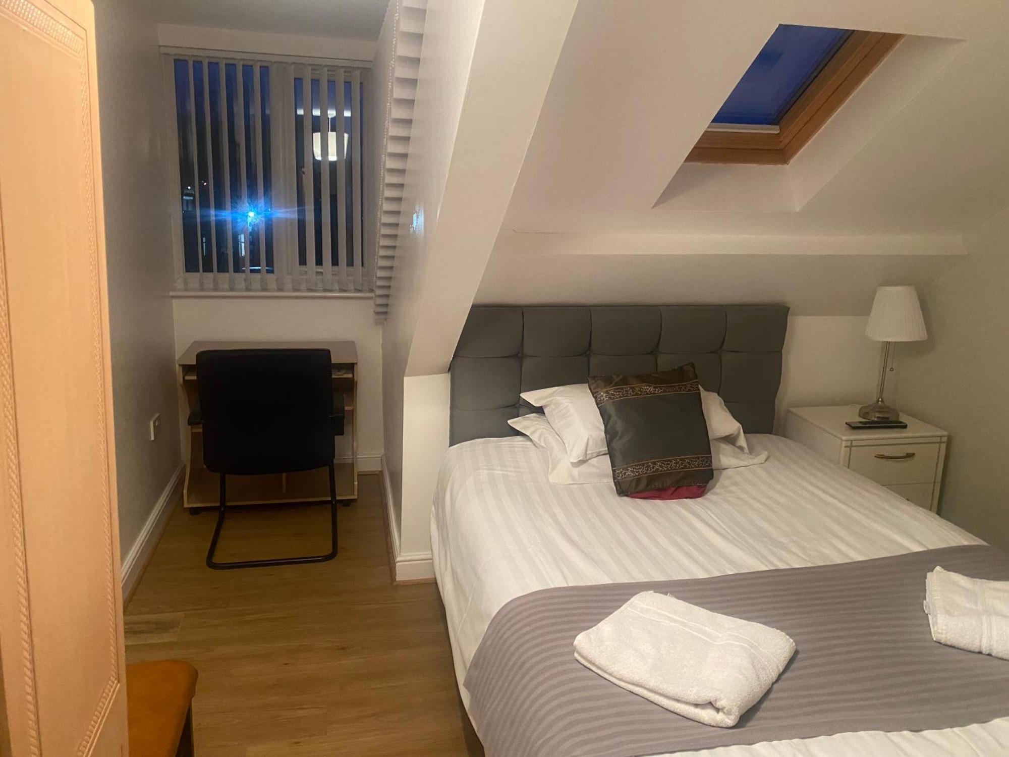 Clifton Hotel Newcastle 部屋 写真