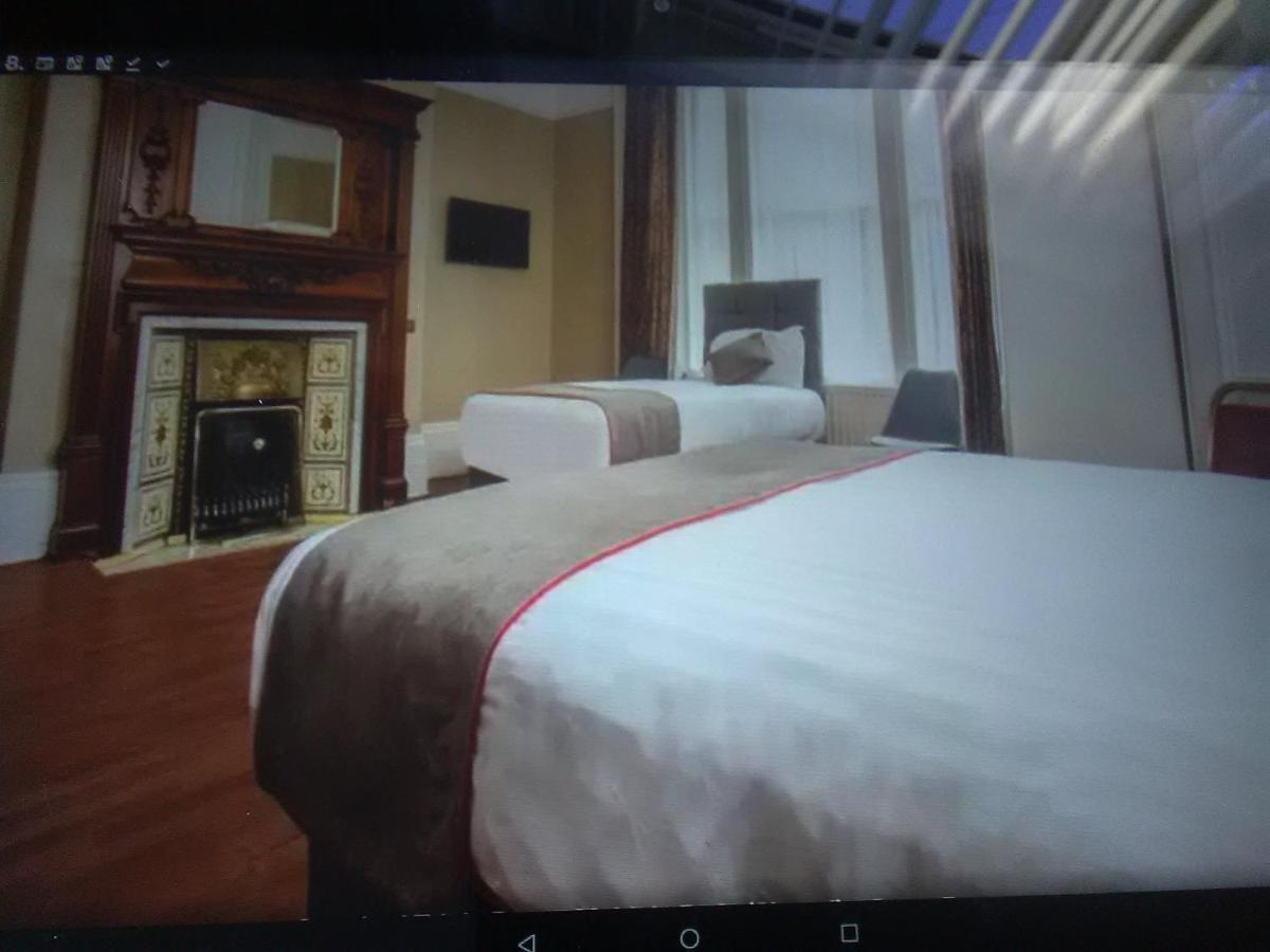 Clifton Hotel Newcastle 部屋 写真